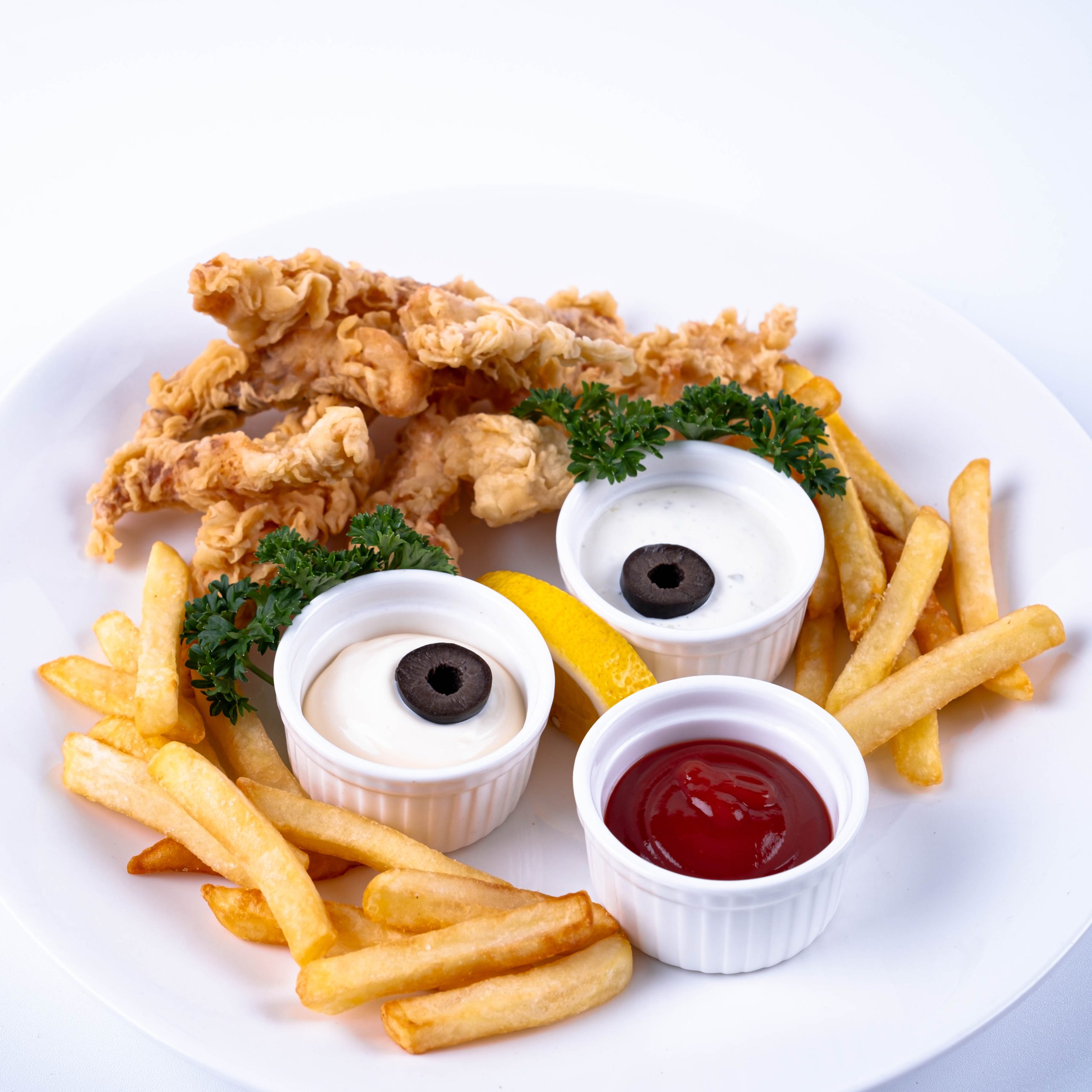Fish & Chips With Tartare Sauce2